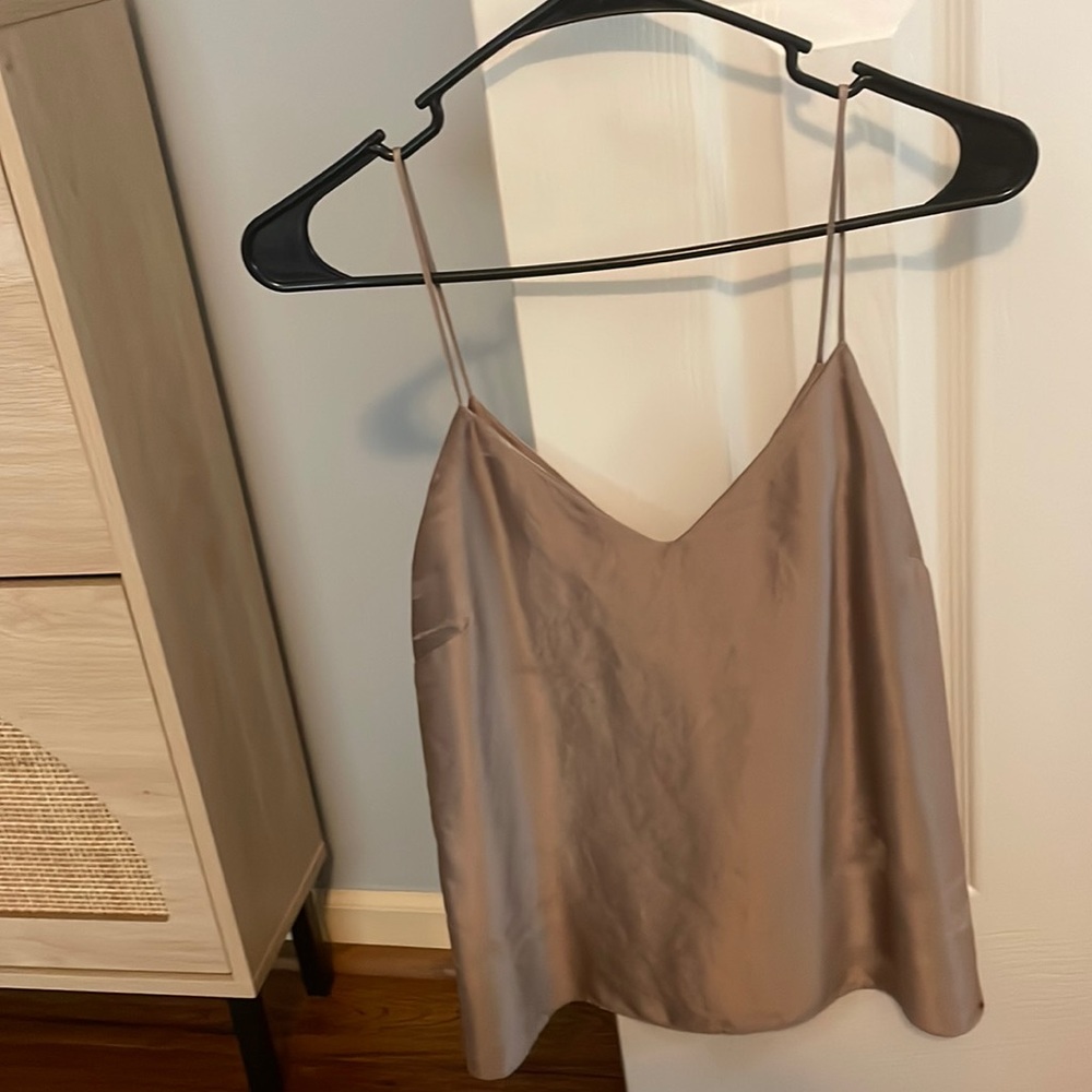 Amanda Uprichard 100% silk top